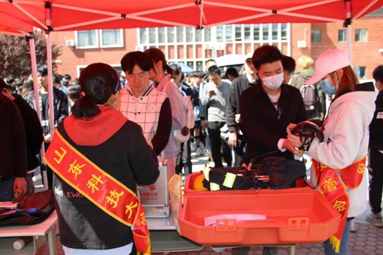 /Users/macbook/Desktop/IMG_4529.JPGIMG_4529