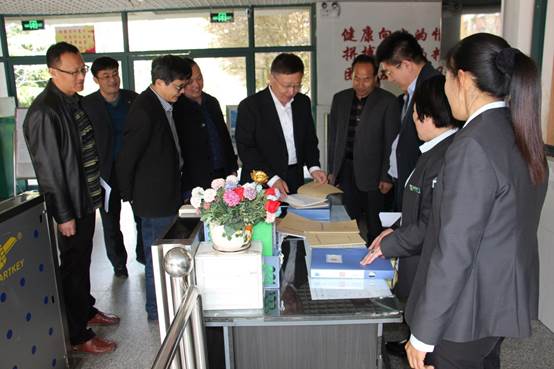 说明: H:\DCIM\100CANON\IMG_5776.JPG